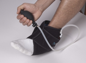 ThermoActive Ankle Compression Support with H/C Gel Pack